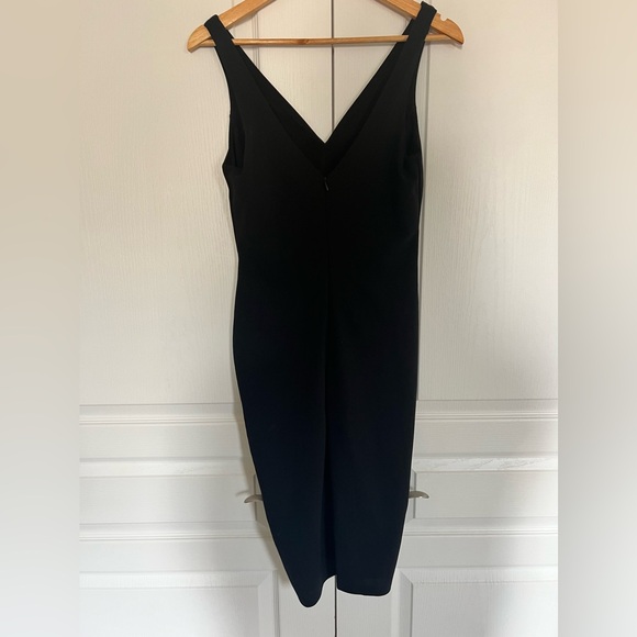 Little black dress - Picture 2 of 5